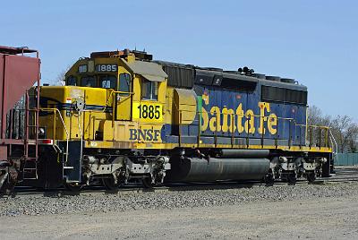 BNSF 1885 SD40-2.jpg